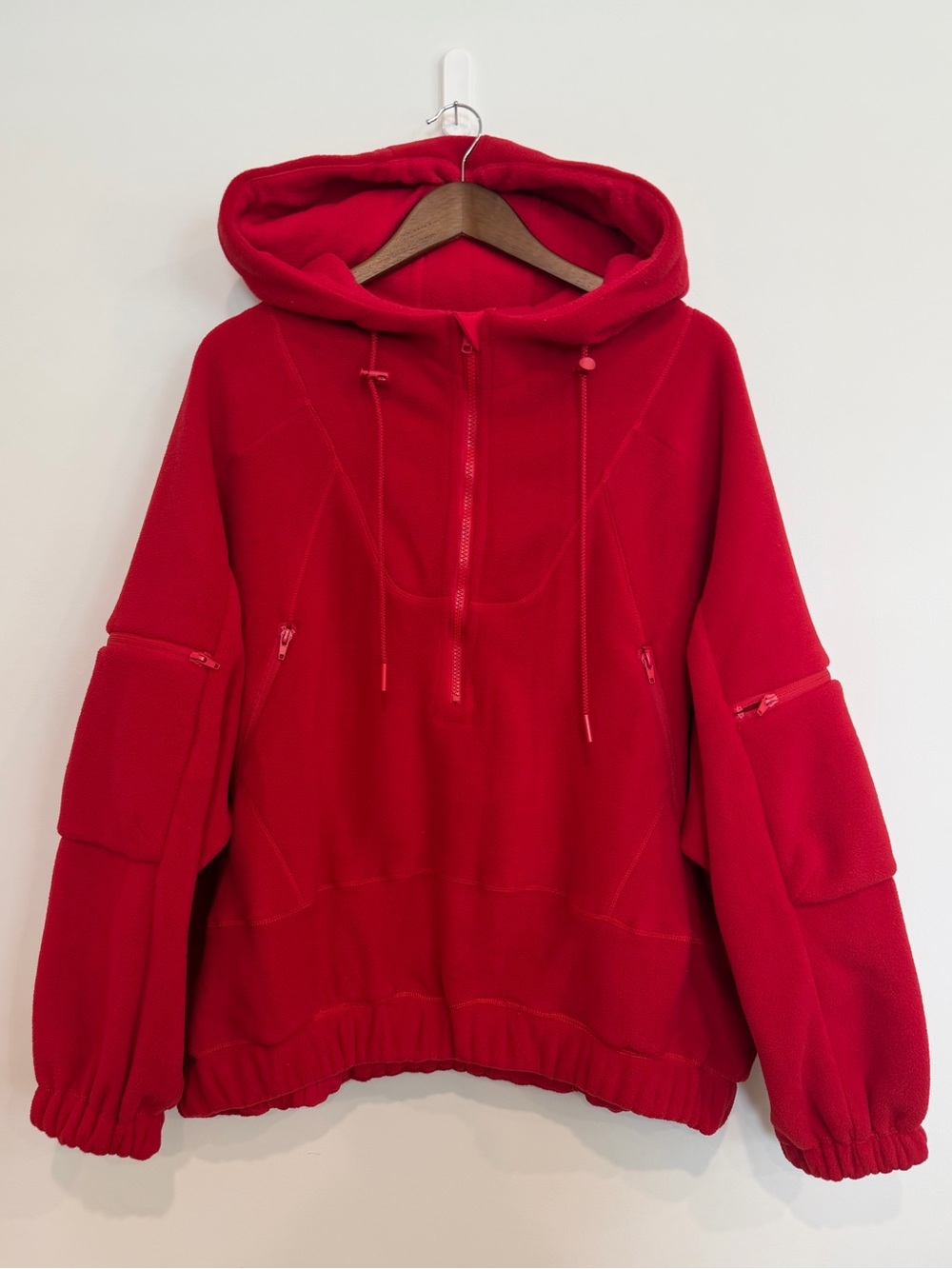 White Birch Black Label Red Convertible Zip Sleeve Hoodie Large NWOT